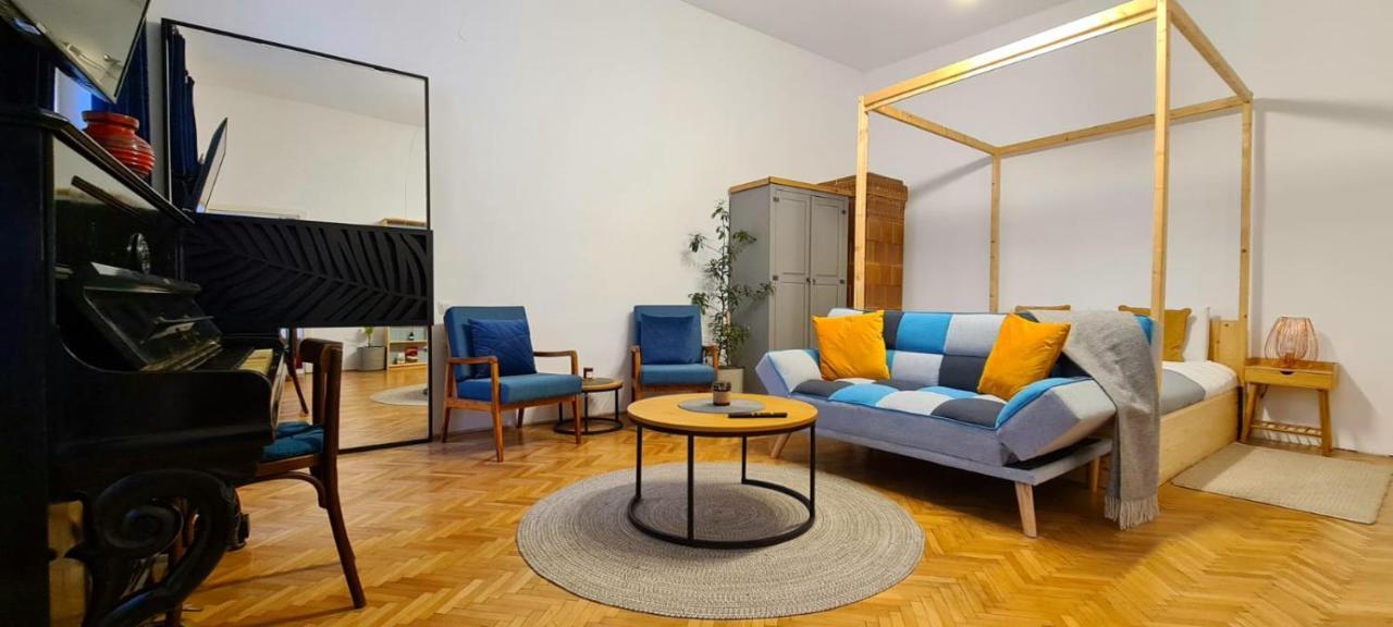 Zeiss House Apartamento Braşov Exterior foto